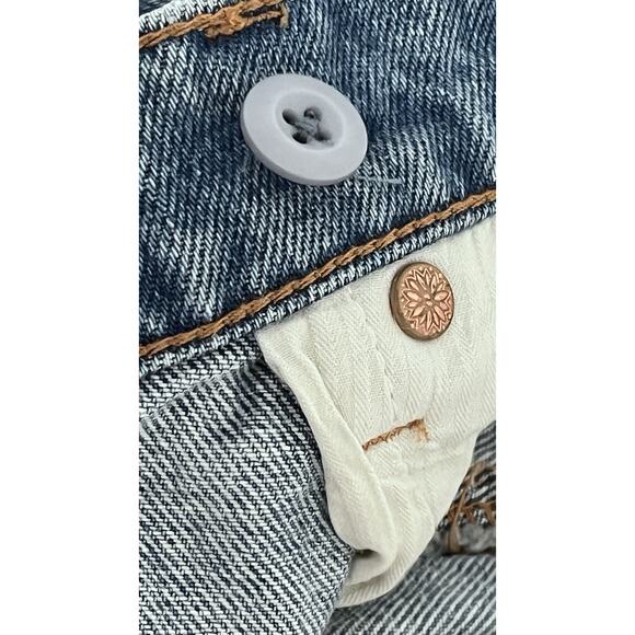 We The Free Twenty Four Cut Off Skirt SZ 24 Button Fly Distressed Raw Hem Boho - Picture 8 of 12